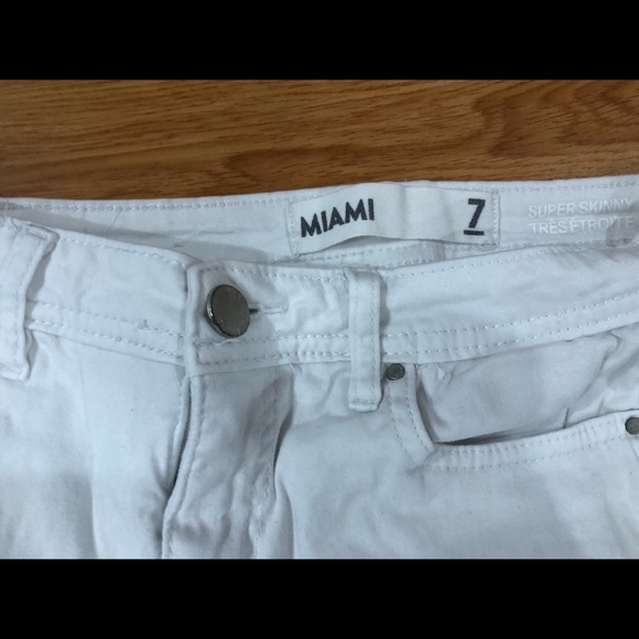 White Jeans - Picture 2 of 2